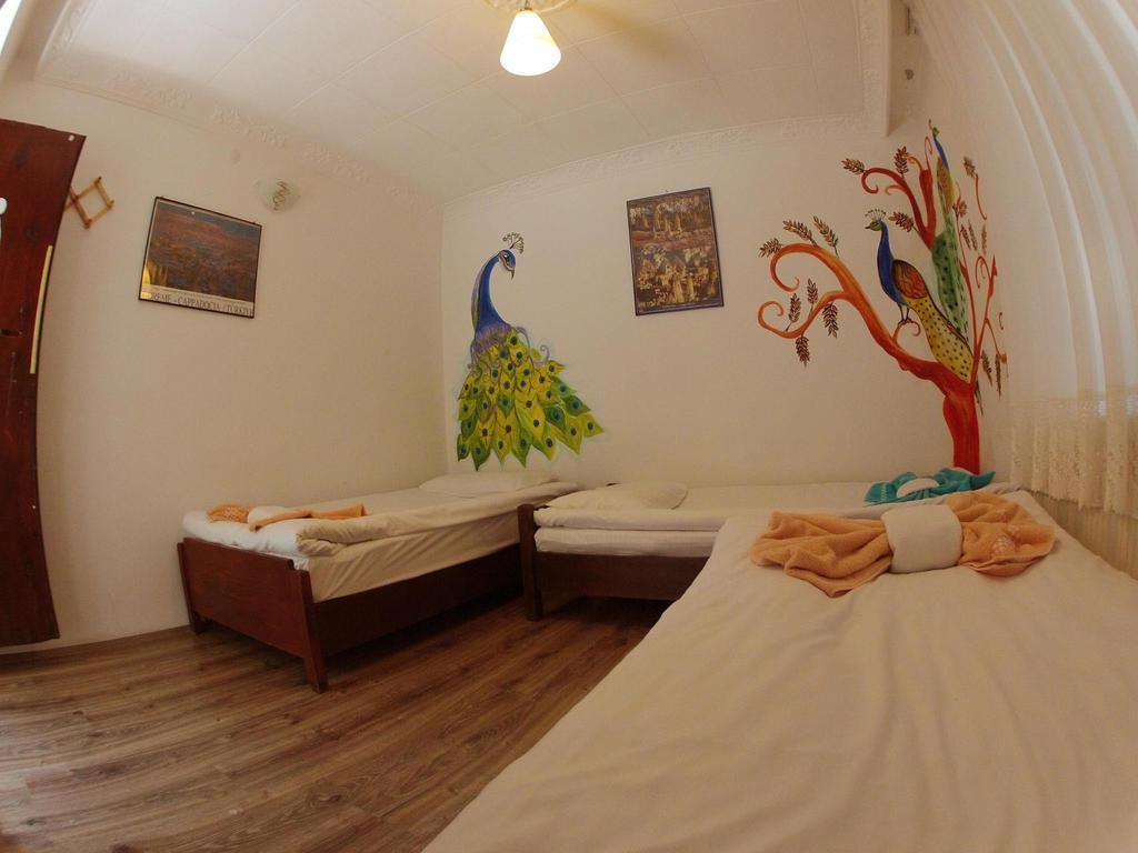 Bed and Breakfast Happydocia à Göreme Extérieur photo