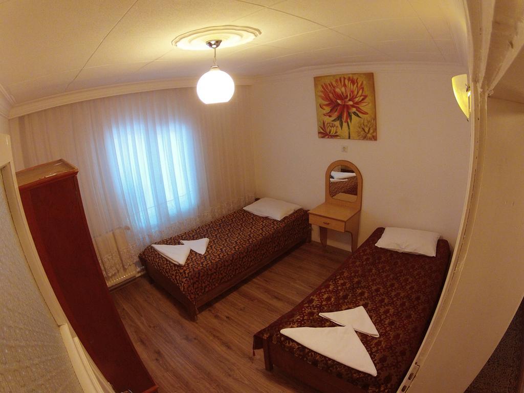 Bed and Breakfast Happydocia à Göreme Chambre photo