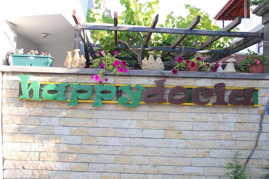 Bed and Breakfast Happydocia à Göreme Extérieur photo