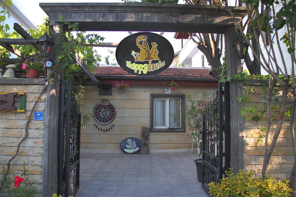 Bed and Breakfast Happydocia à Göreme Extérieur photo
