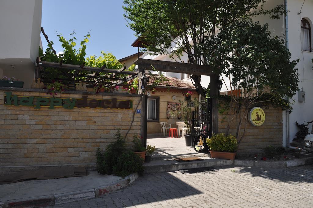 Bed and Breakfast Happydocia à Göreme Extérieur photo