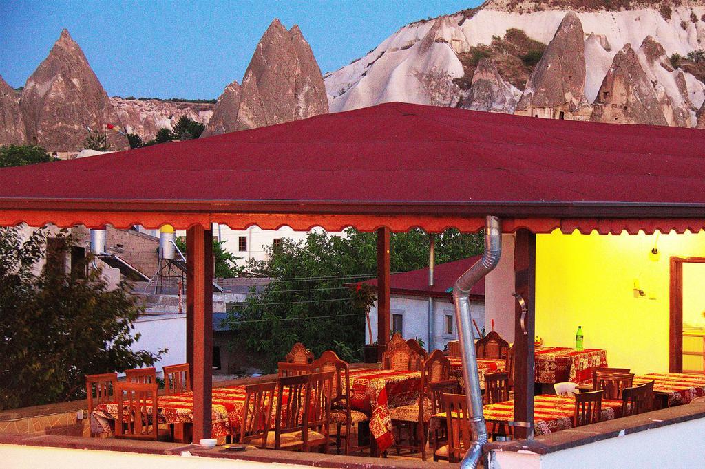 Bed and Breakfast Happydocia à Göreme Extérieur photo